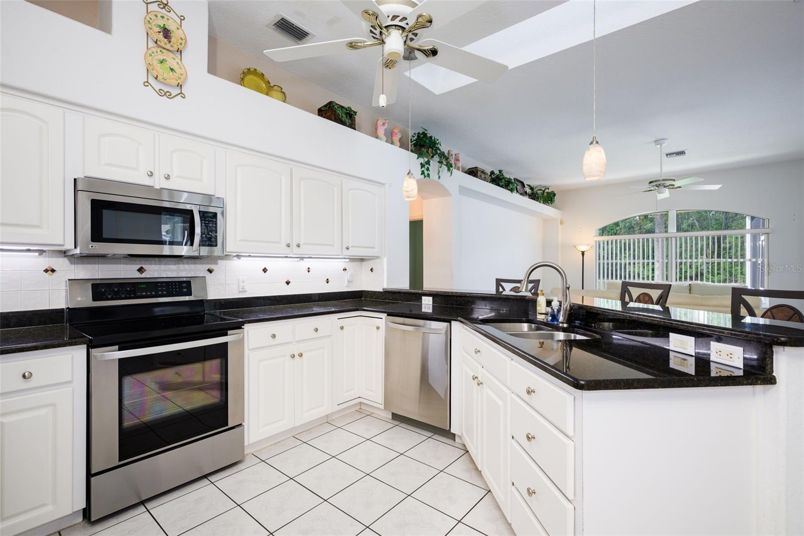 Image 36 of 59 For 6282 Paradise Island Court