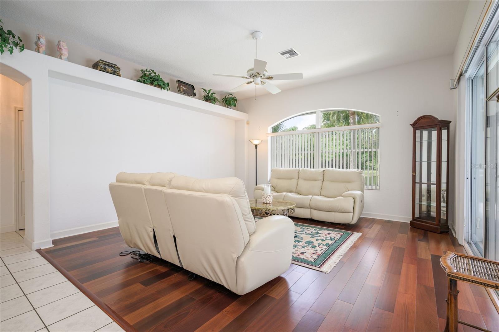 Image 43 of 59 For 6282 Paradise Island Court