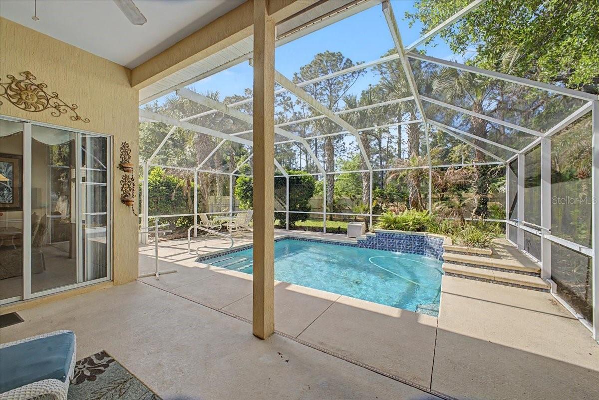 Image 32 of 50 For 11 Crescent Lake Way