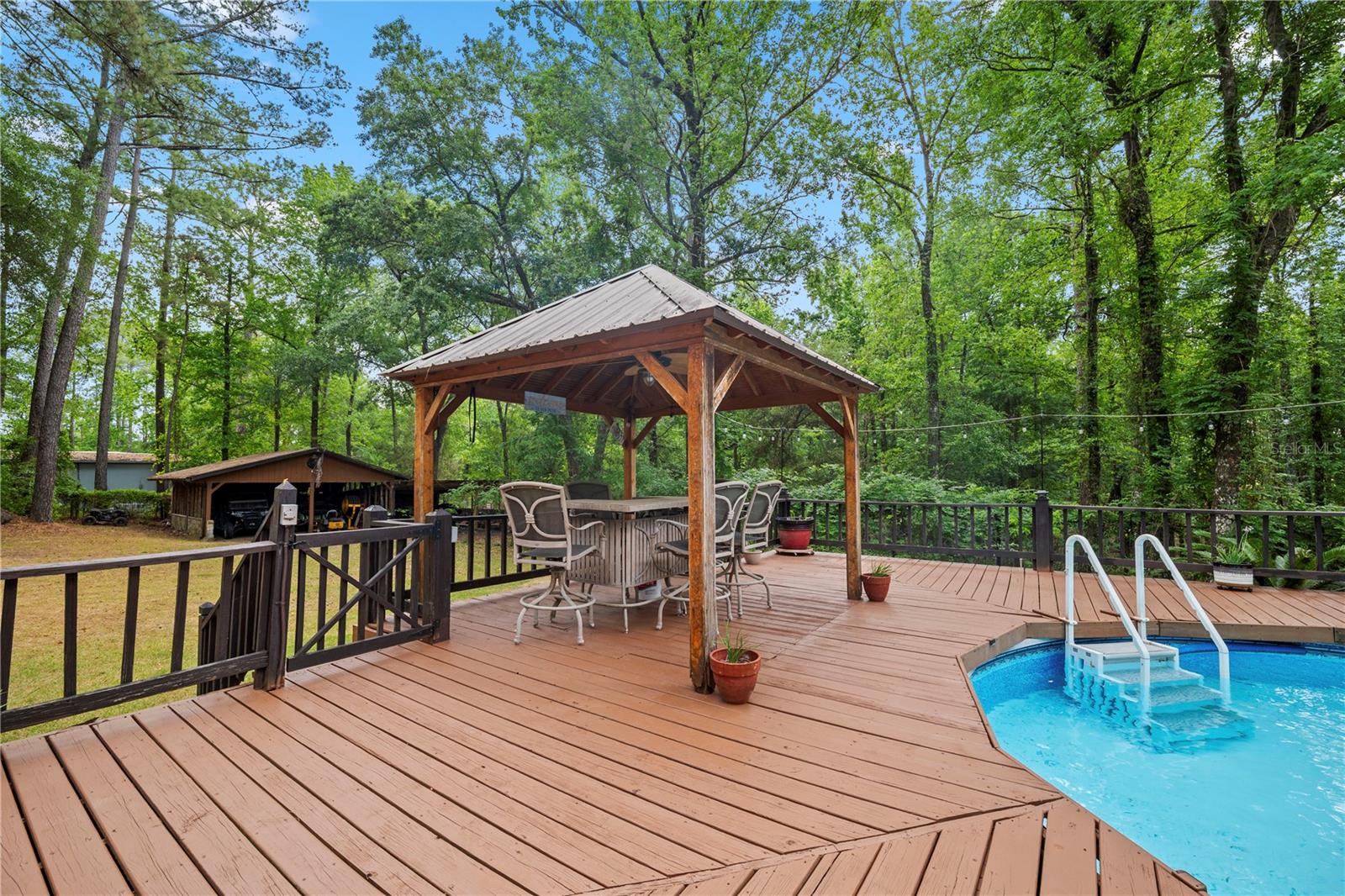 Listing photo id 48 for 6967 Sharron Road