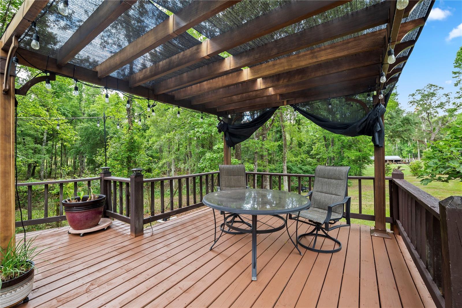 Listing photo id 49 for 6967 Sharron Road