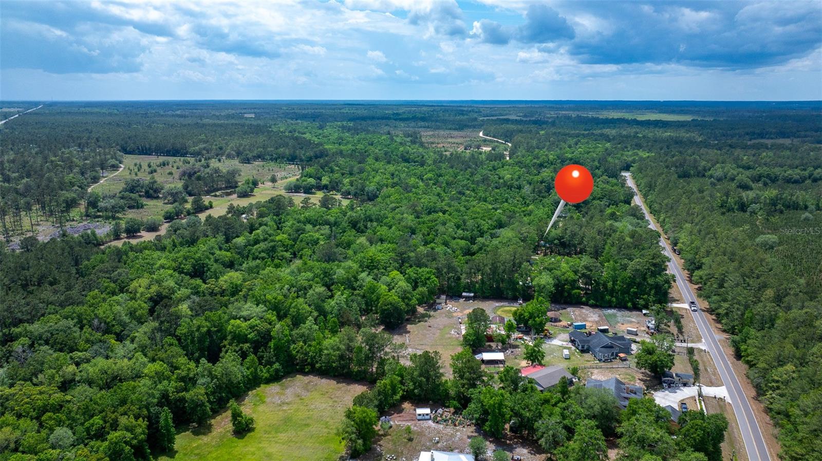 Listing photo id 58 for 6967 Sharron Road