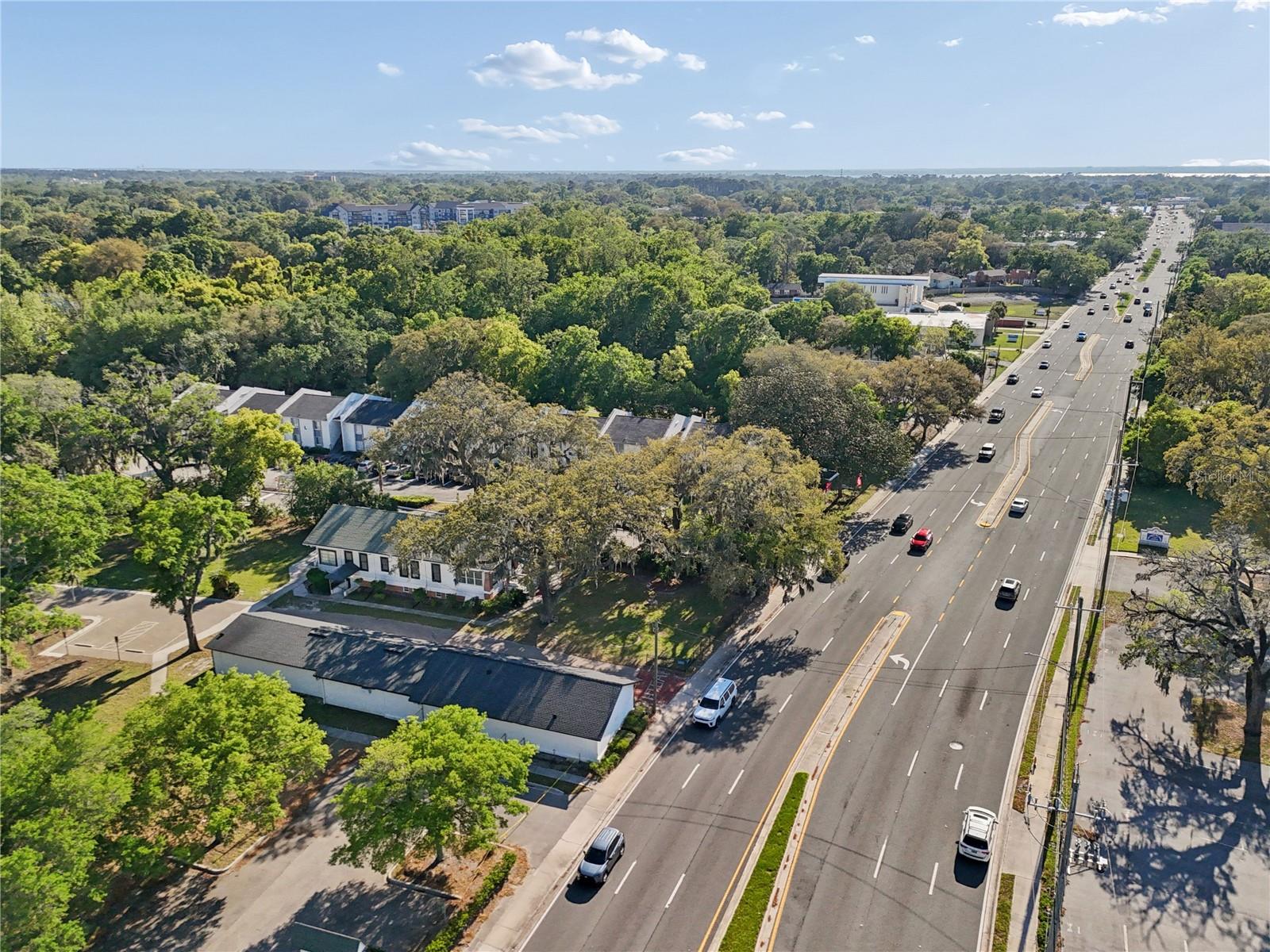 Image 19 of 47 For 4004 Atlantic Boulevard