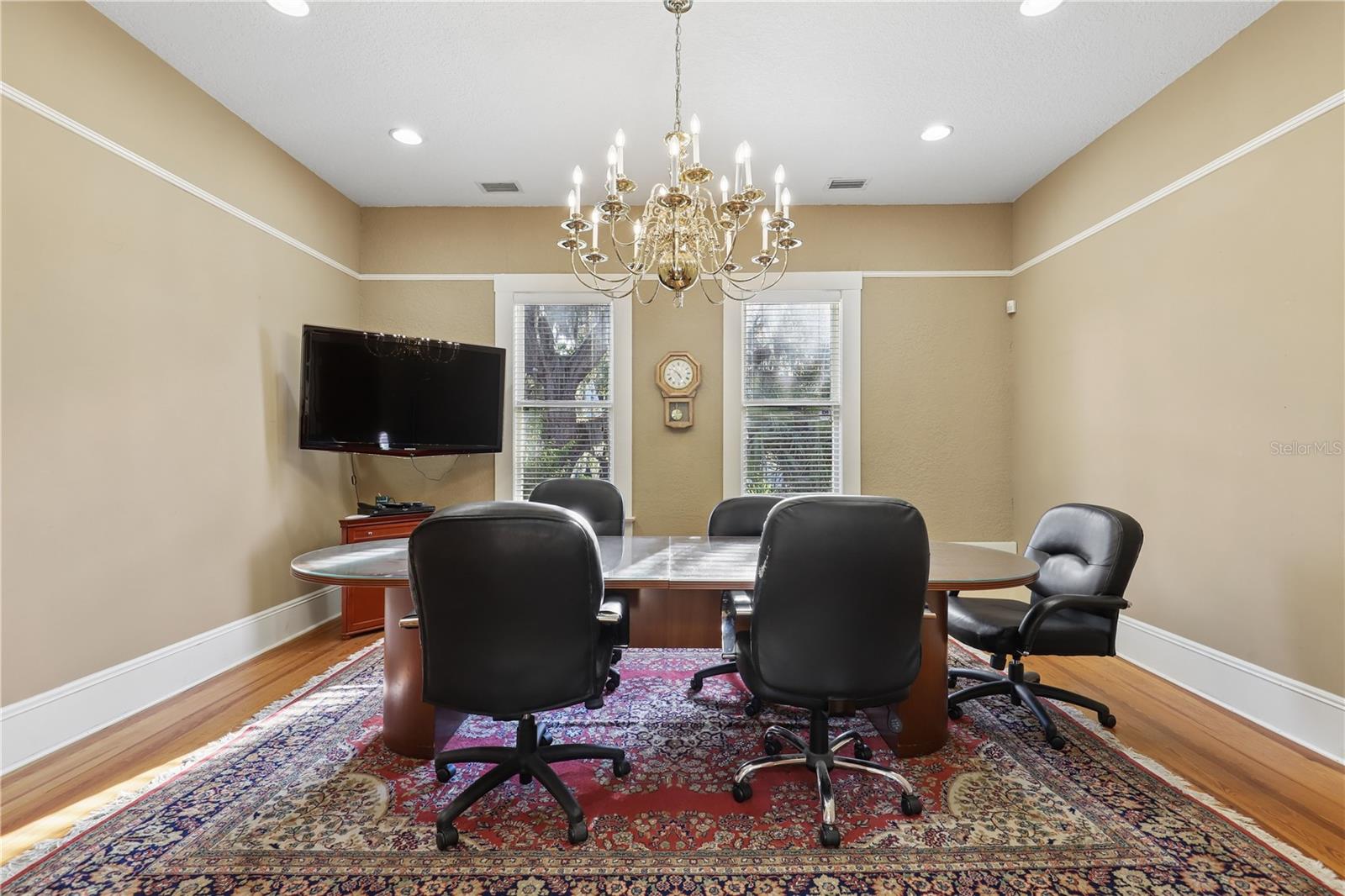 Image 27 of 47 For 4004 Atlantic Boulevard