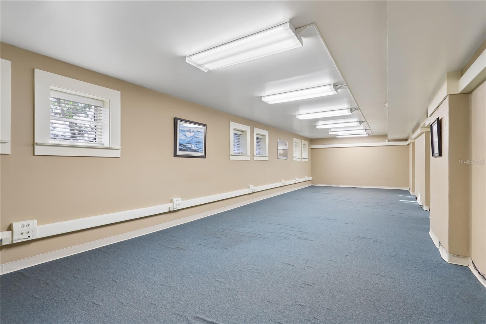 Image 44 of 47 For 4004 Atlantic Boulevard