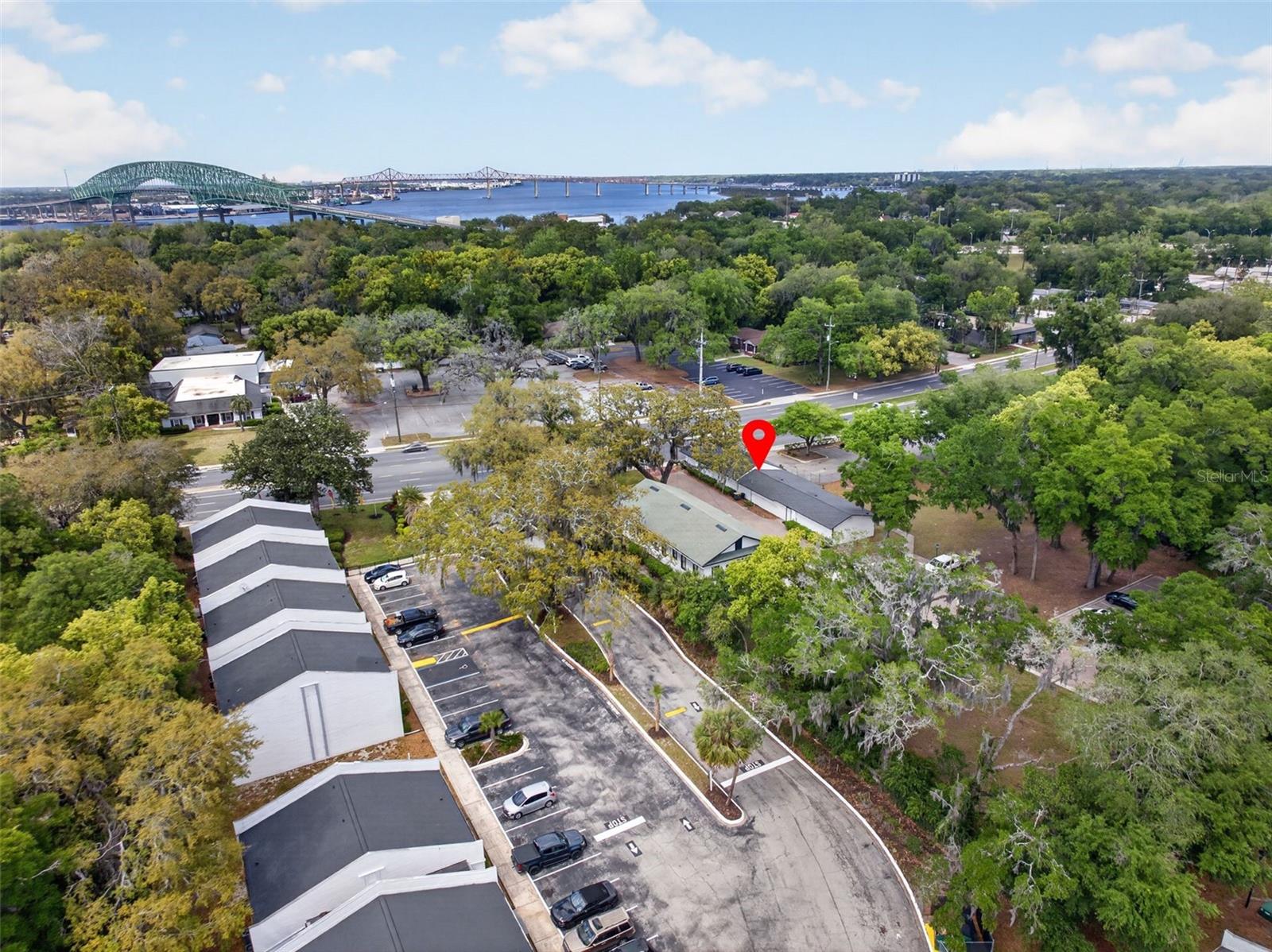 Image 7 of 47 For 4004 Atlantic Boulevard