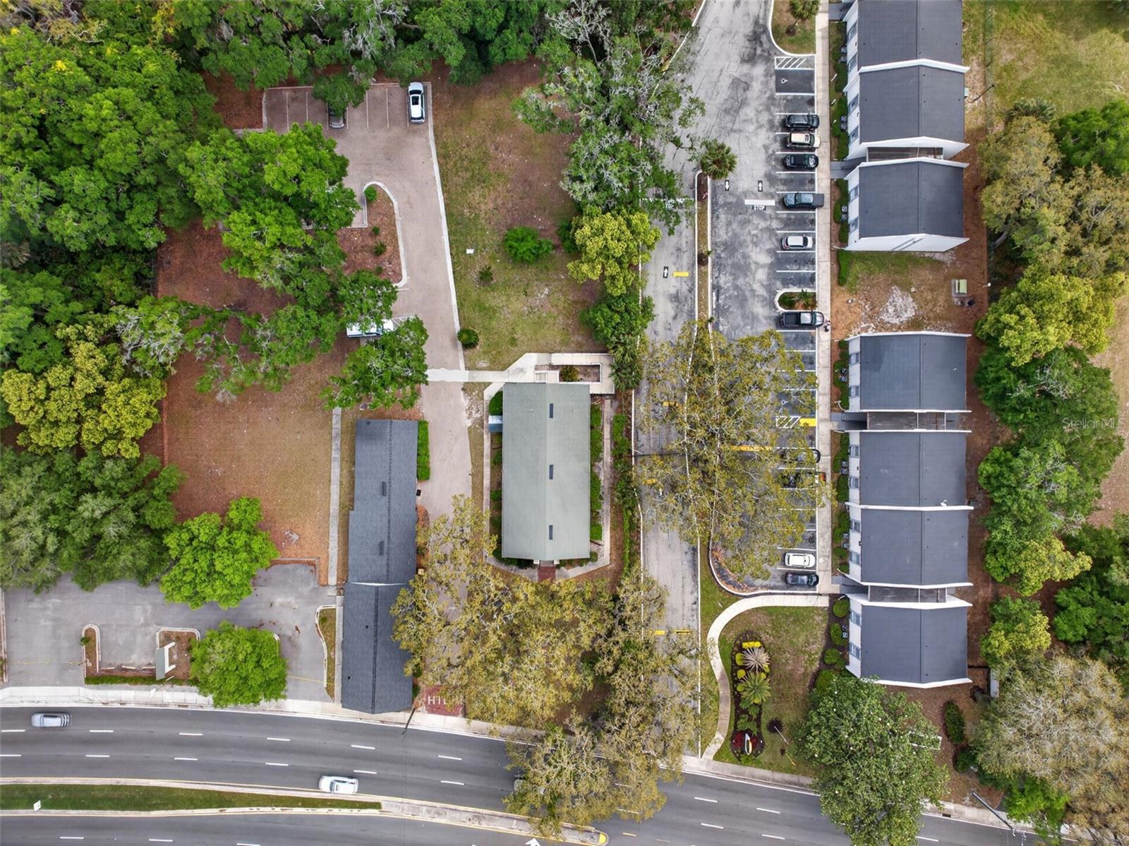 Image 8 of 47 For 4004 Atlantic Boulevard