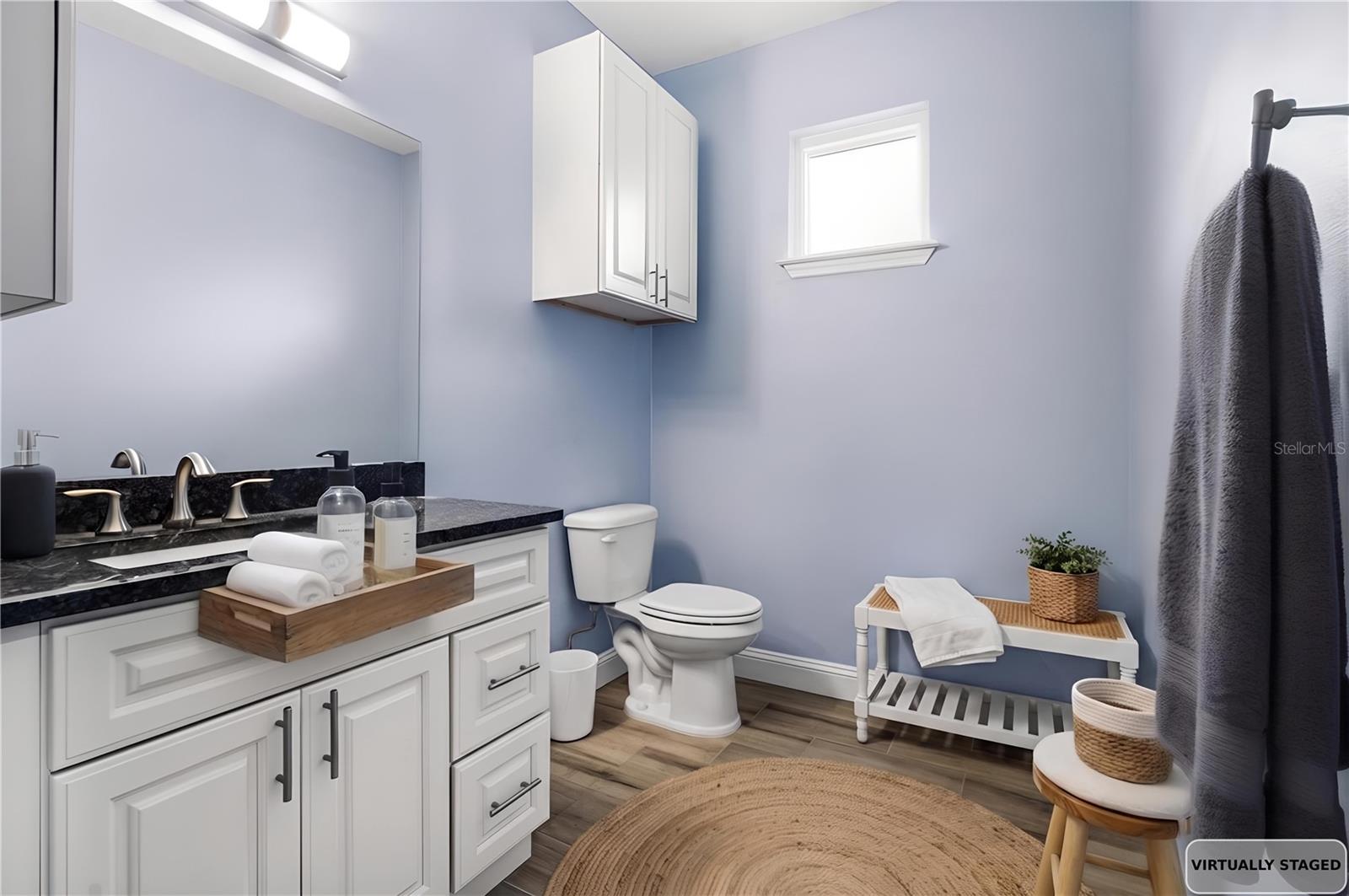 Image 16 of 26 For 4 Uturn Court