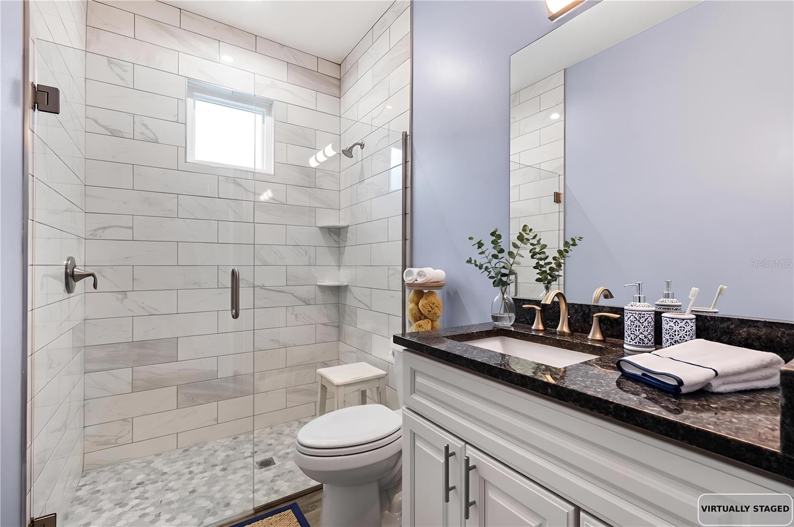 Image 22 of 26 For 4 Uturn Court