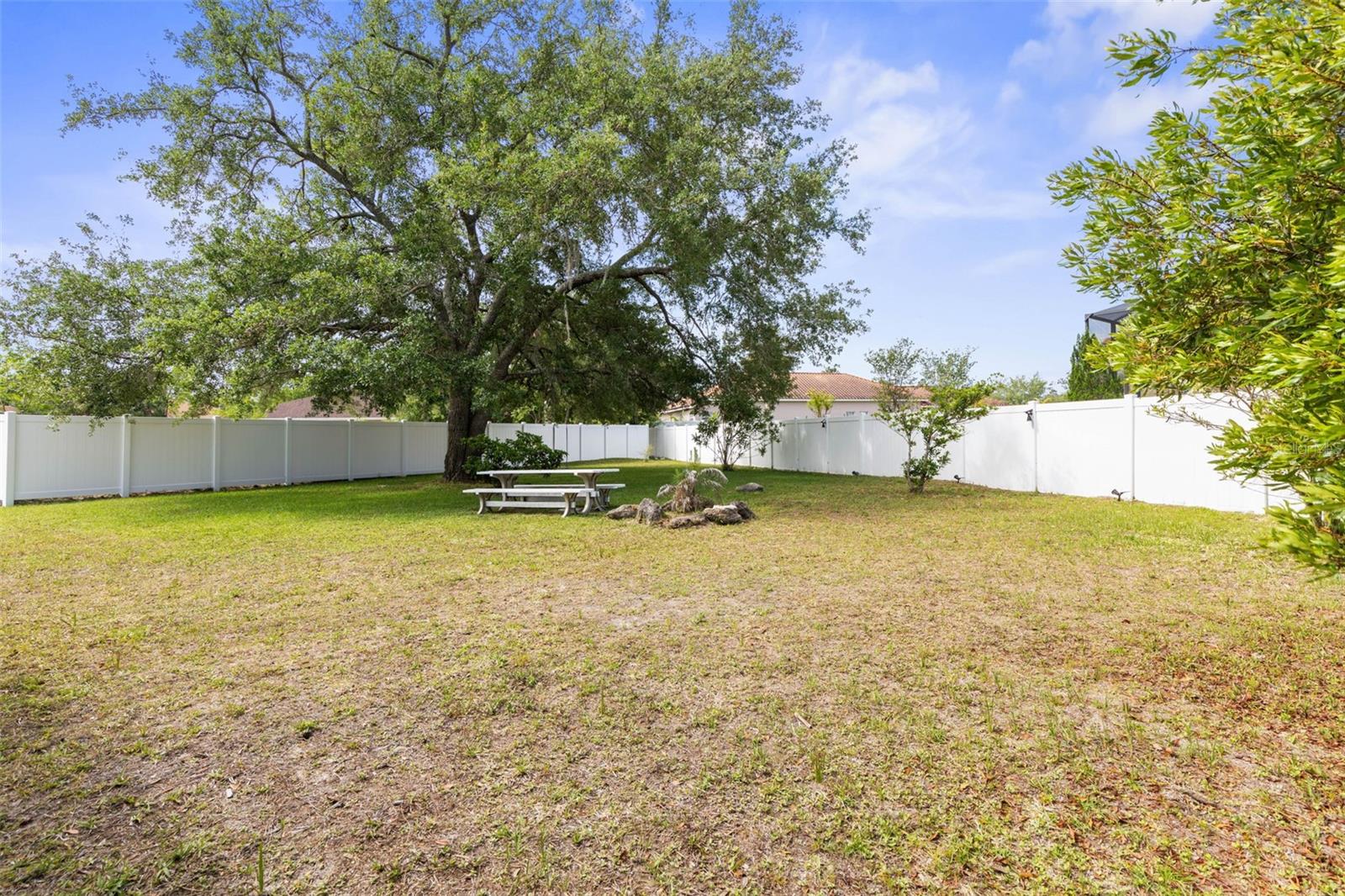 Image 7 of 53 For 9 Whittlesey Lane