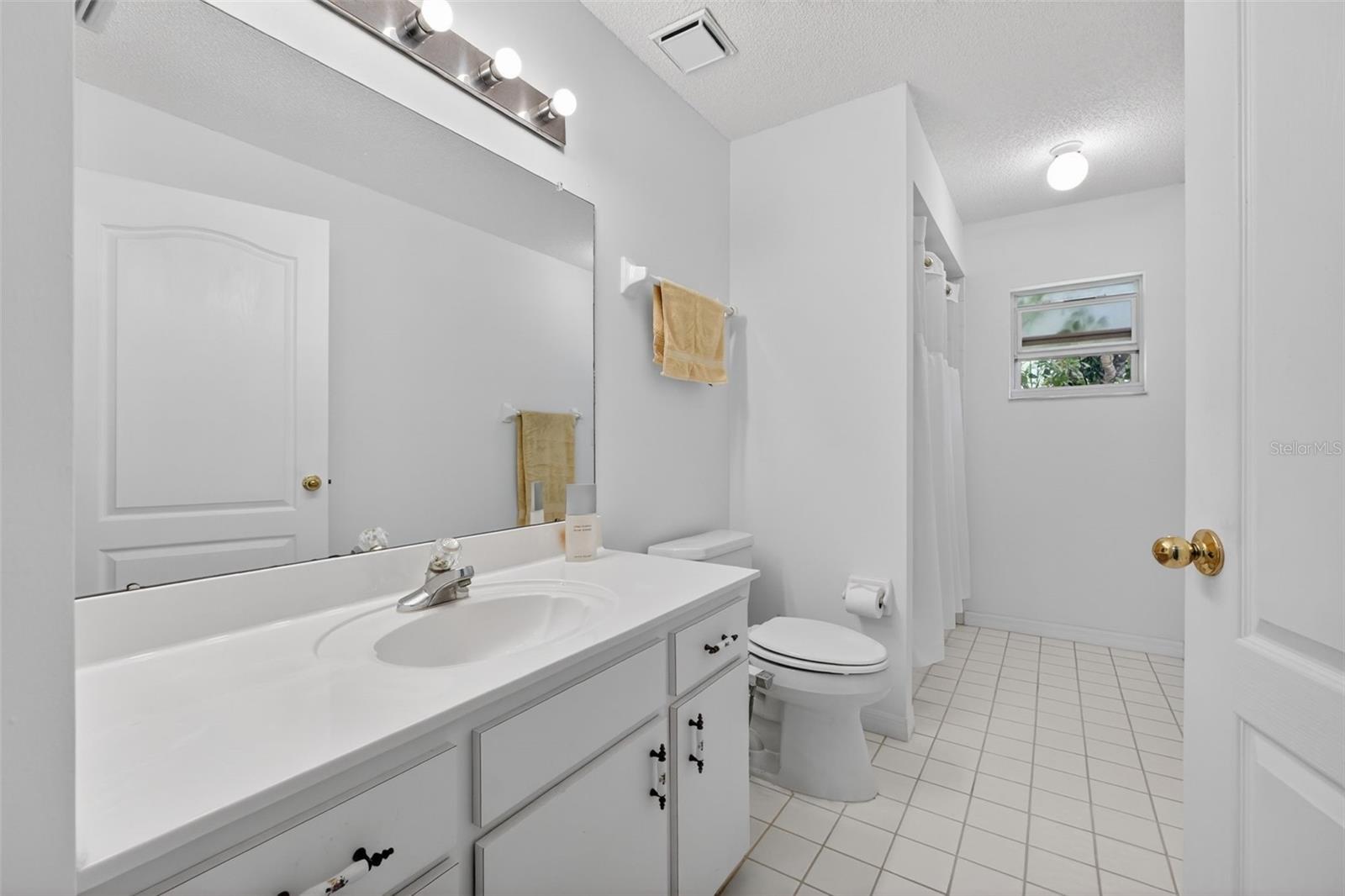 Image 20 of 24 For 41 Coquina Point Drive