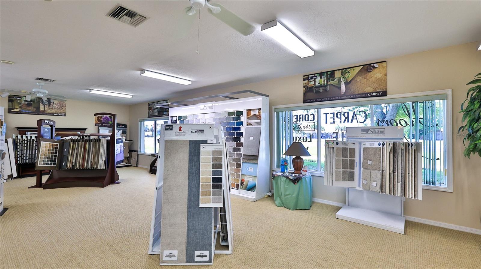 Image 11 of 41 For 4720 Moody Boulevard