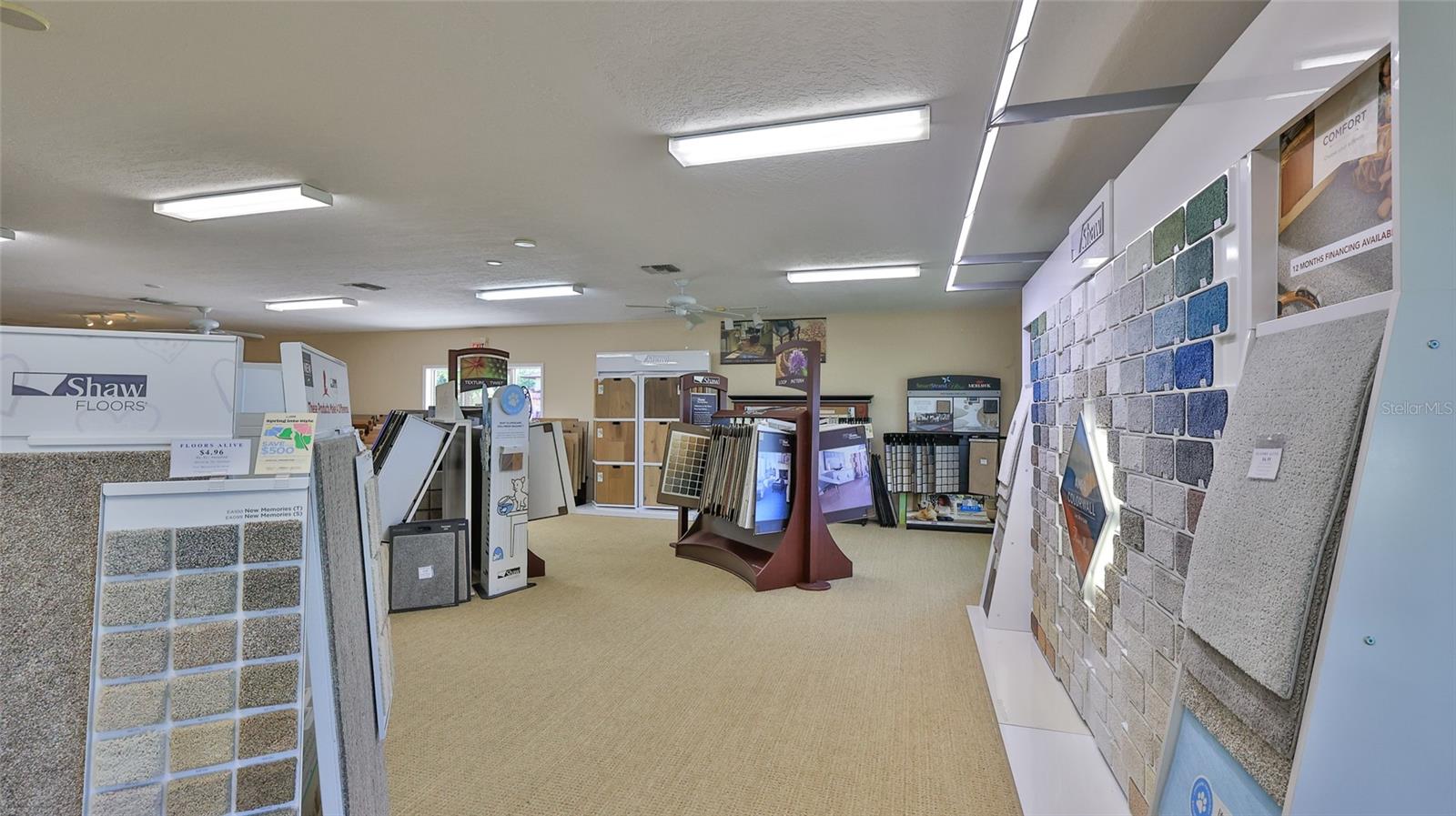 Image 12 of 41 For 4720 Moody Boulevard