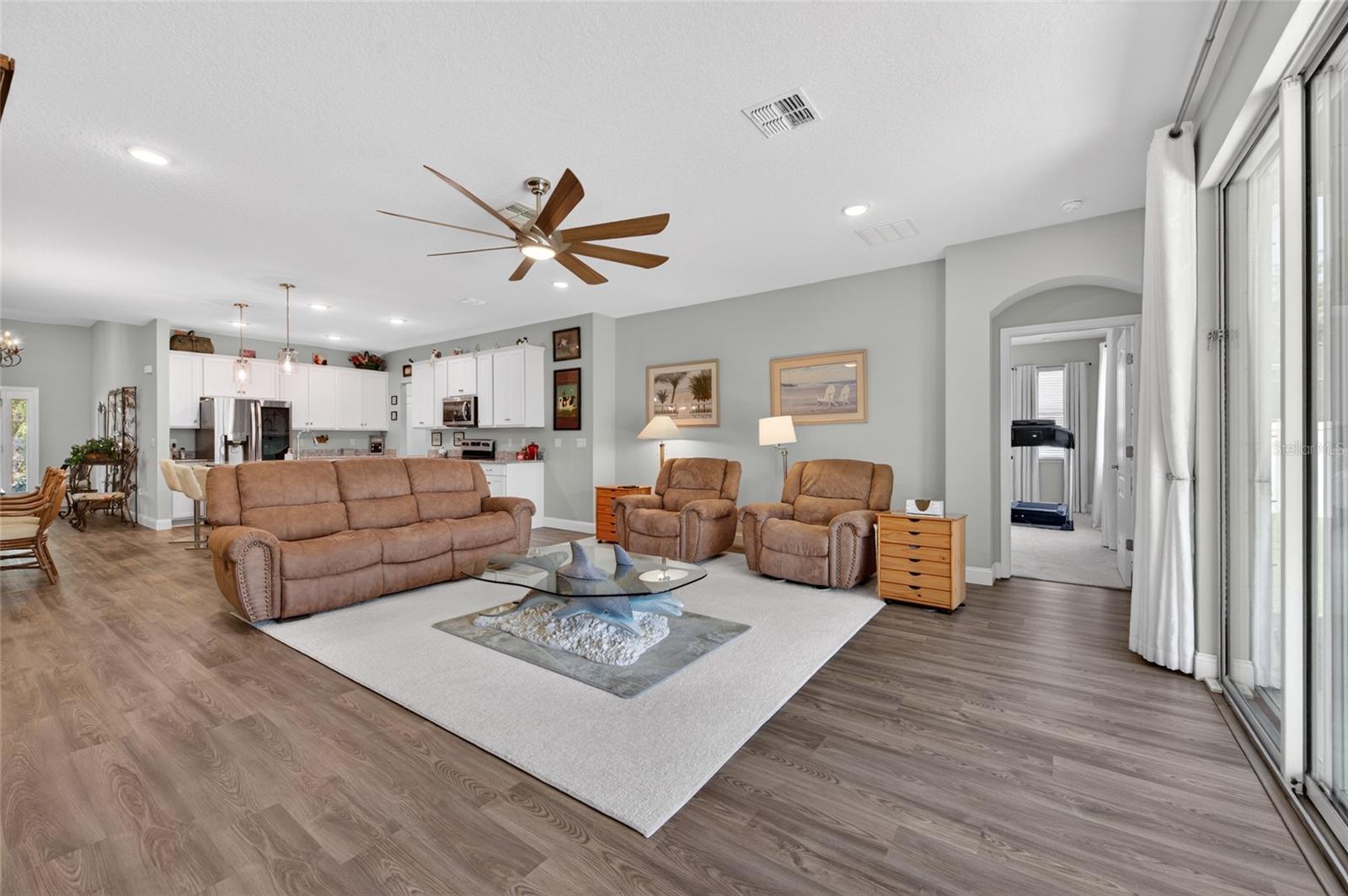 Image 14 of 33 For 17 White Haven Lane