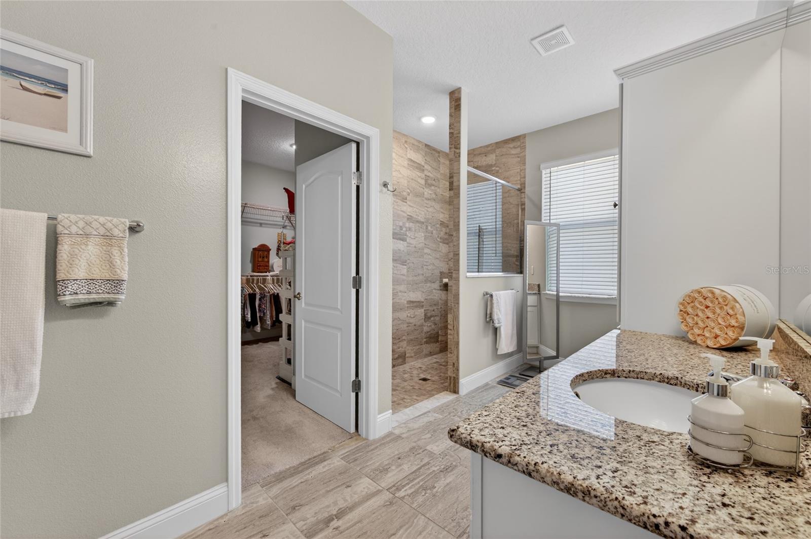 Image 18 of 33 For 17 White Haven Lane