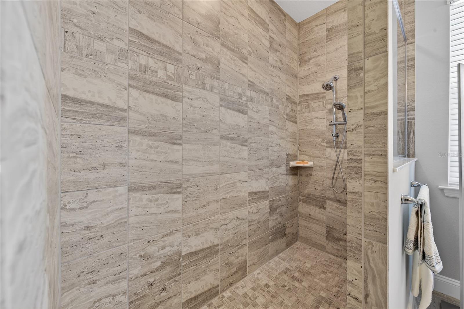 Image 20 of 33 For 17 White Haven Lane