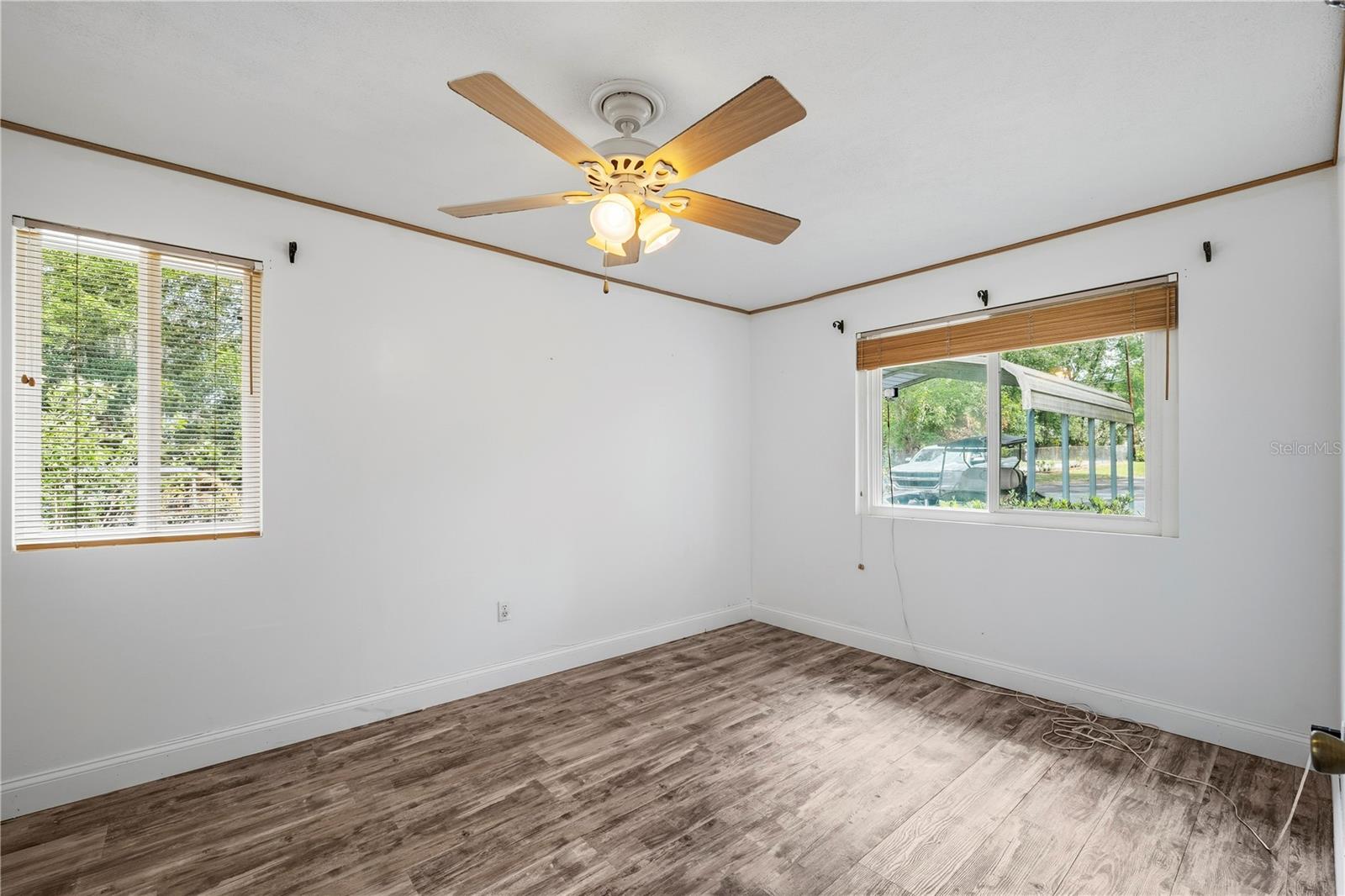 Image 32 of 54 For 212 Wesley Road