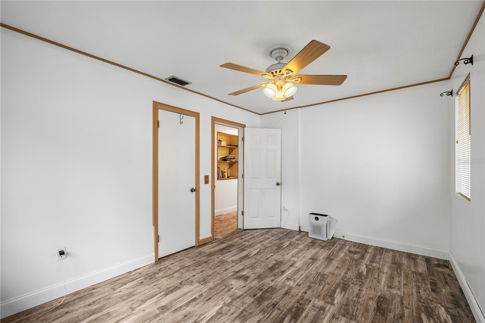 Image 34 of 54 For 212 Wesley Road