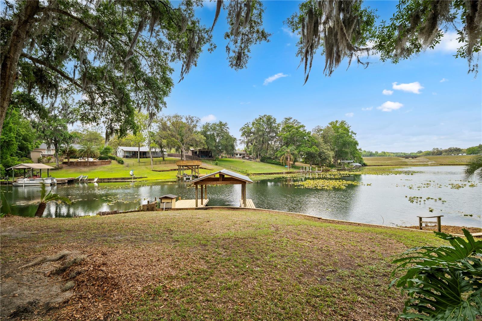 Image 44 of 54 For 212 Wesley Road