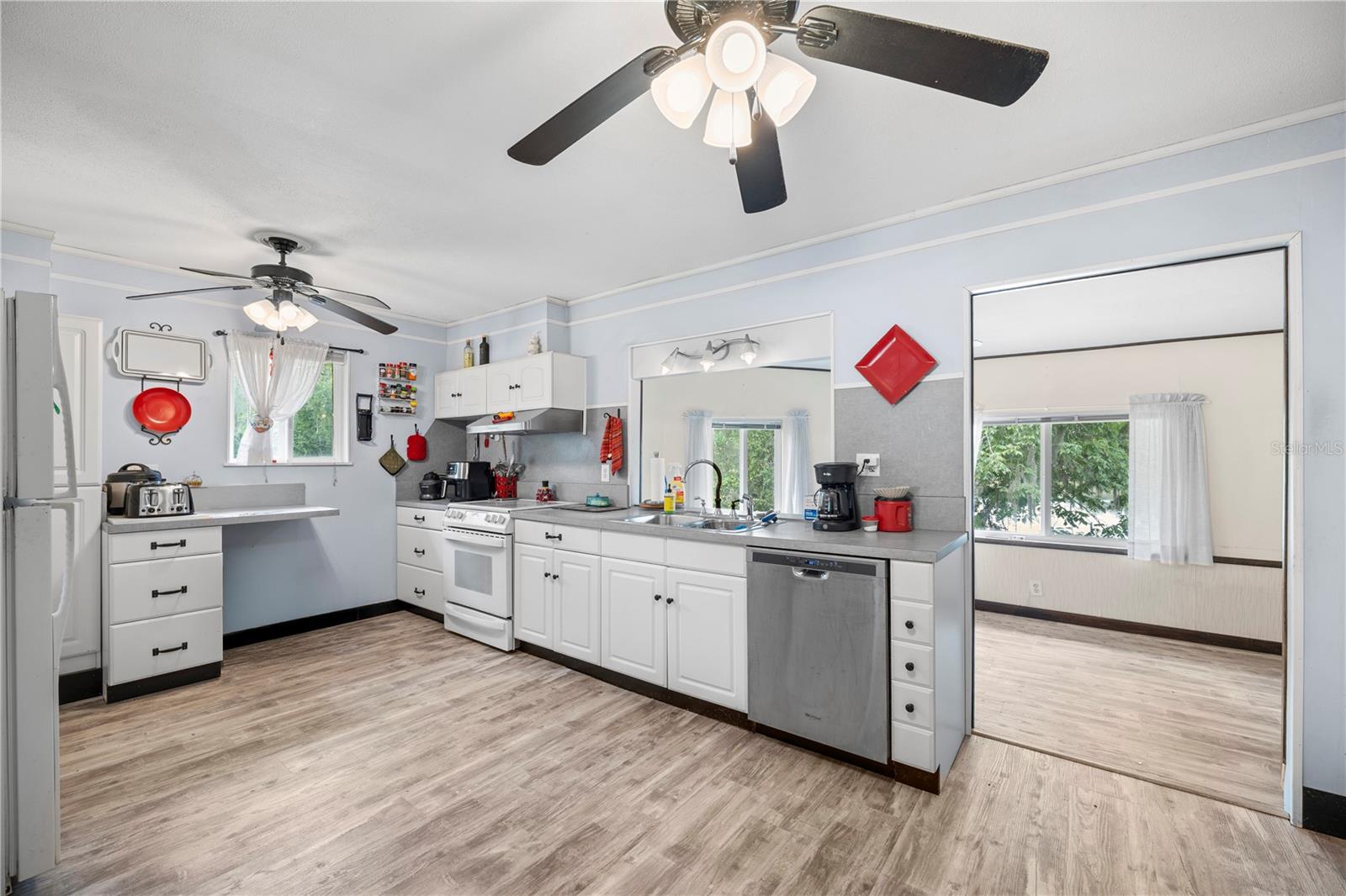 Image 7 of 54 For 212 Wesley Road