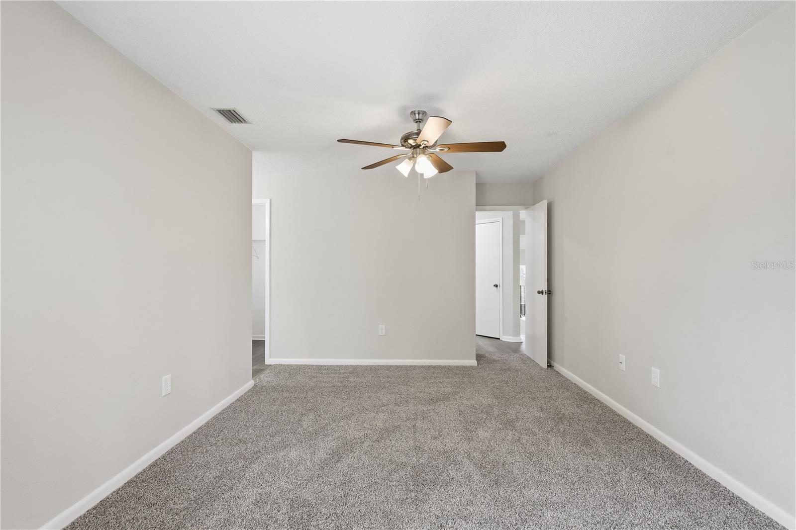 Image 19 of 34 For 16 Hembury Lane 16