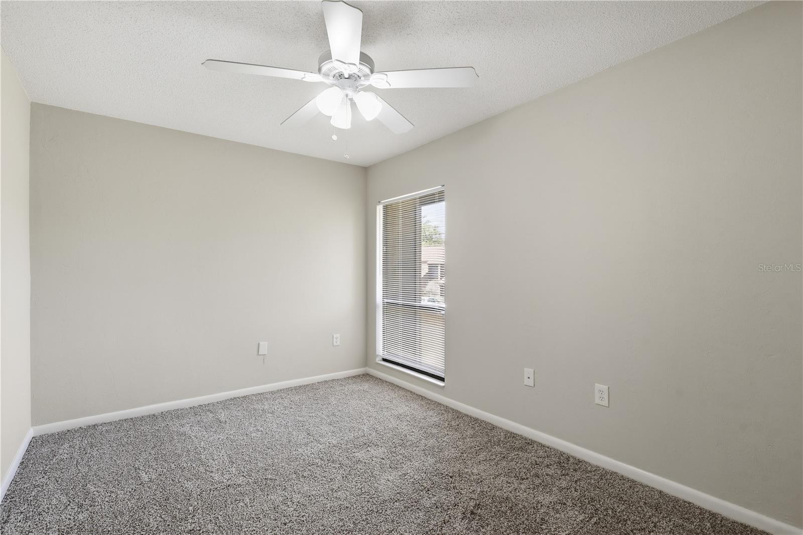 Image 25 of 34 For 16 Hembury Lane 16