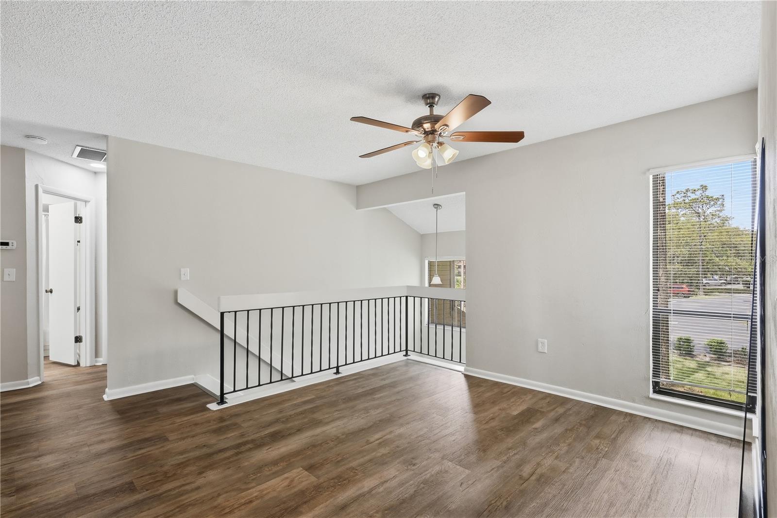 Image 5 of 34 For 16 Hembury Lane 16