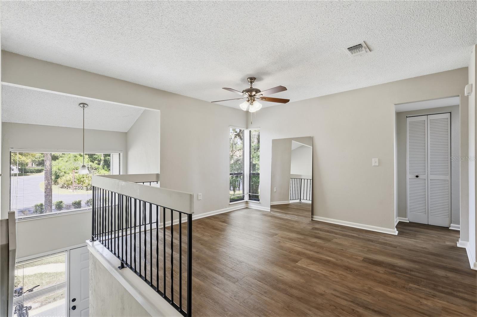 Image 7 of 34 For 16 Hembury Lane 16