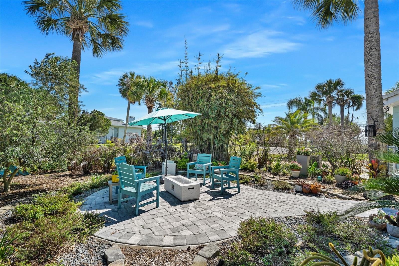 Image 34 of 59 For 45 Wisteria Drive