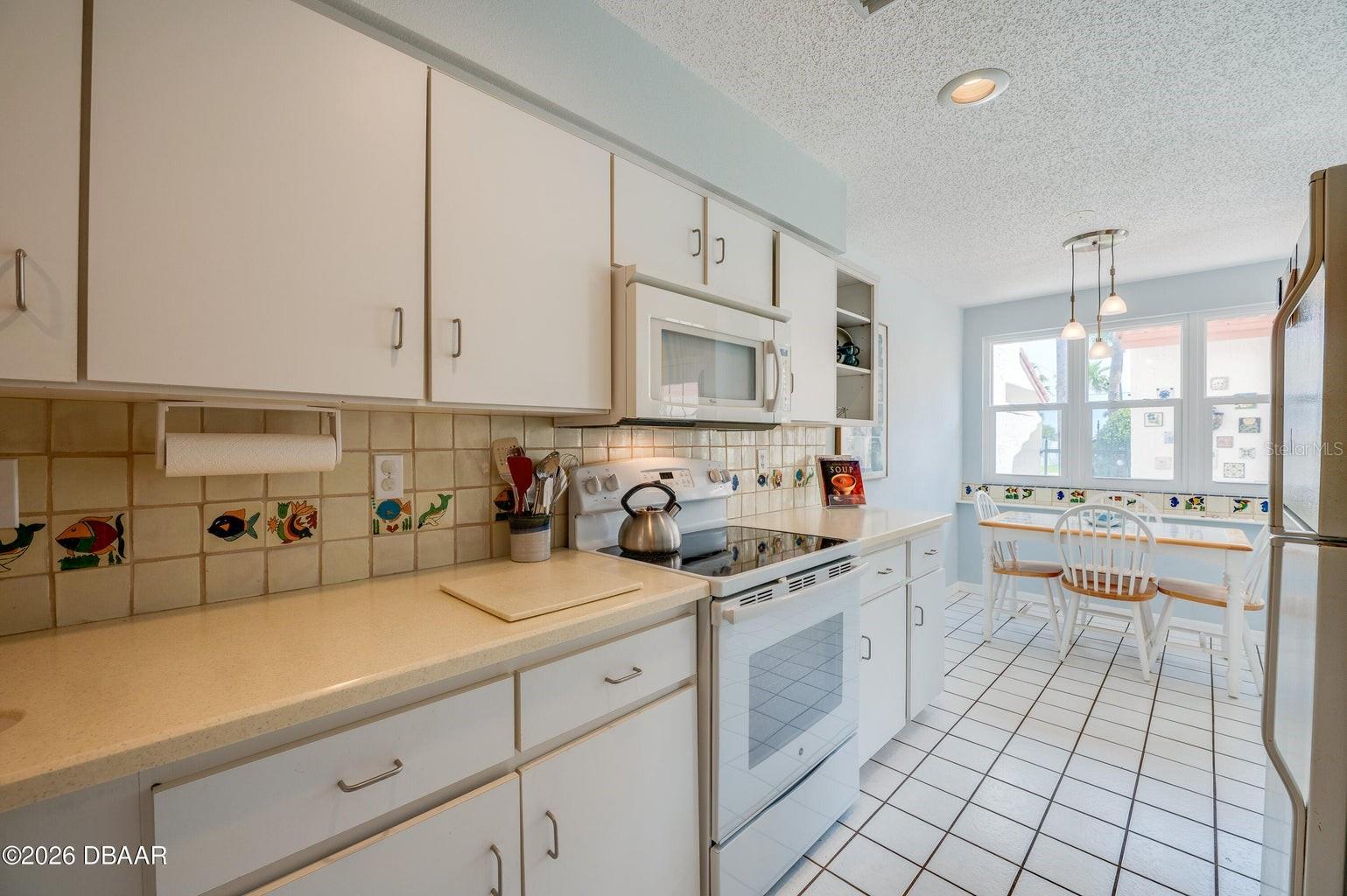 Image 17 of 54 For 226 Florida Shores Boulevard