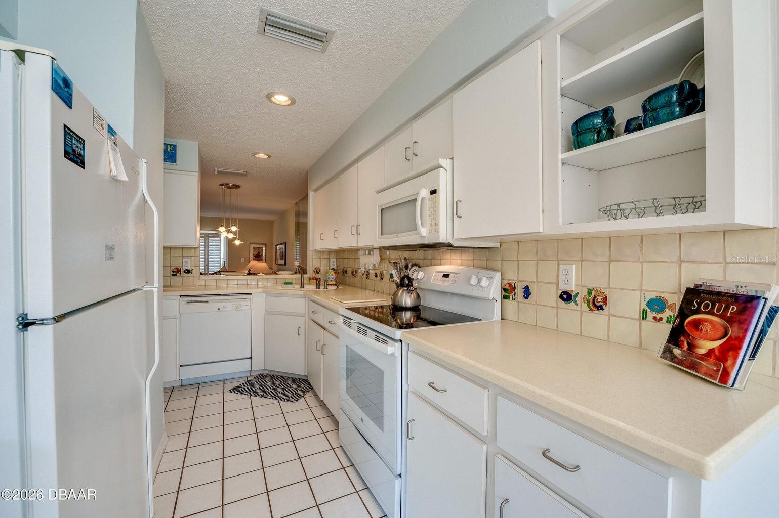 Image 18 of 54 For 226 Florida Shores Boulevard