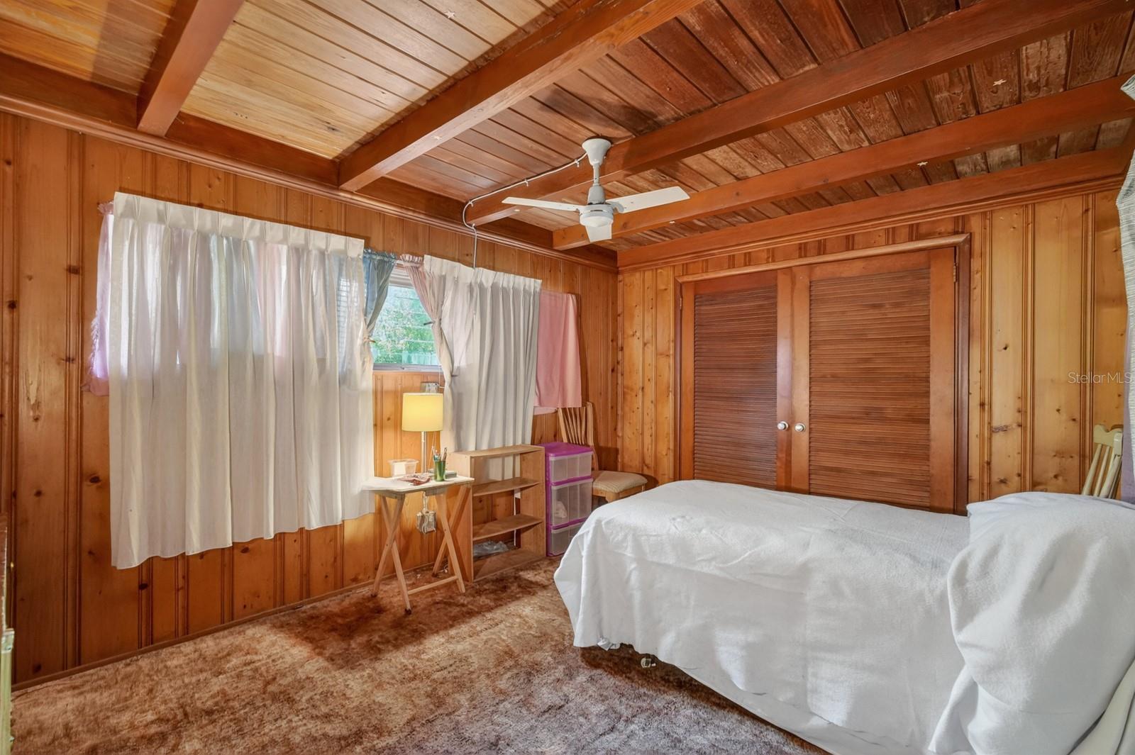 Image 15 of 35 For 1304 Hillcrest Drive