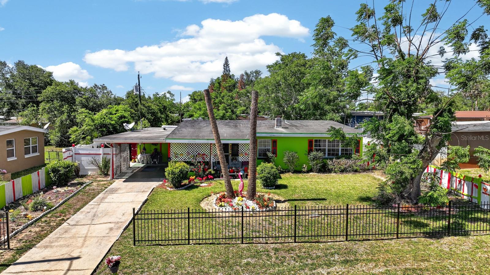 Image 2 of 35 For 1304 Hillcrest Drive