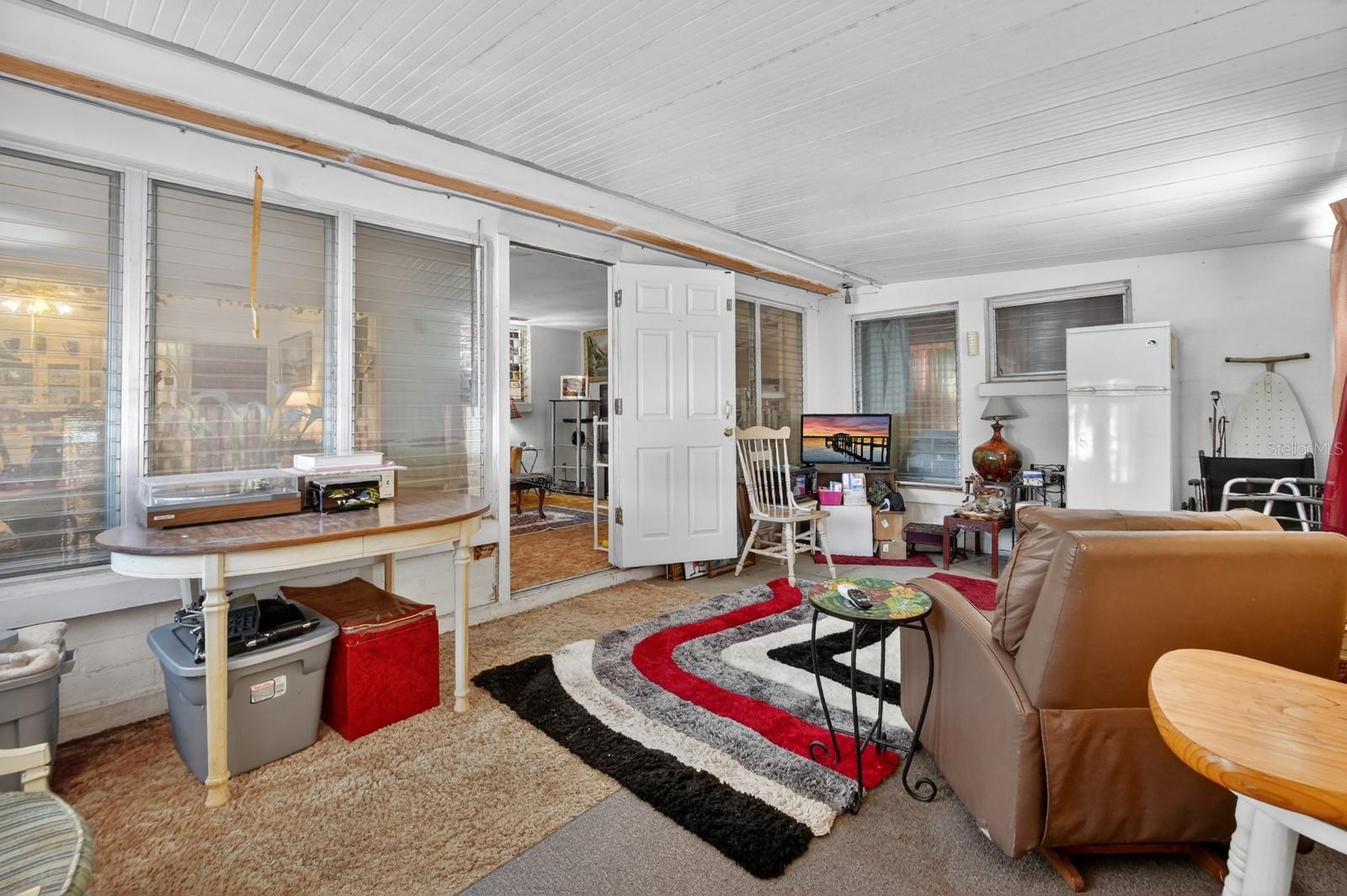 Image 22 of 35 For 1304 Hillcrest Drive