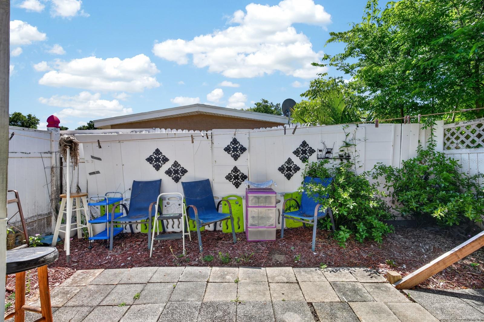 Image 25 of 35 For 1304 Hillcrest Drive