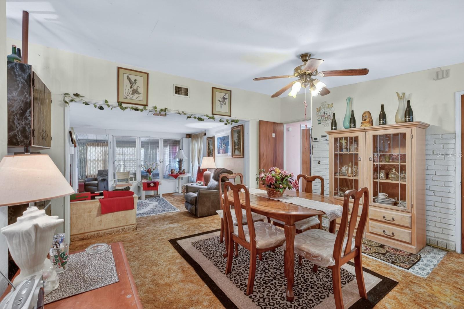 Image 5 of 35 For 1304 Hillcrest Drive