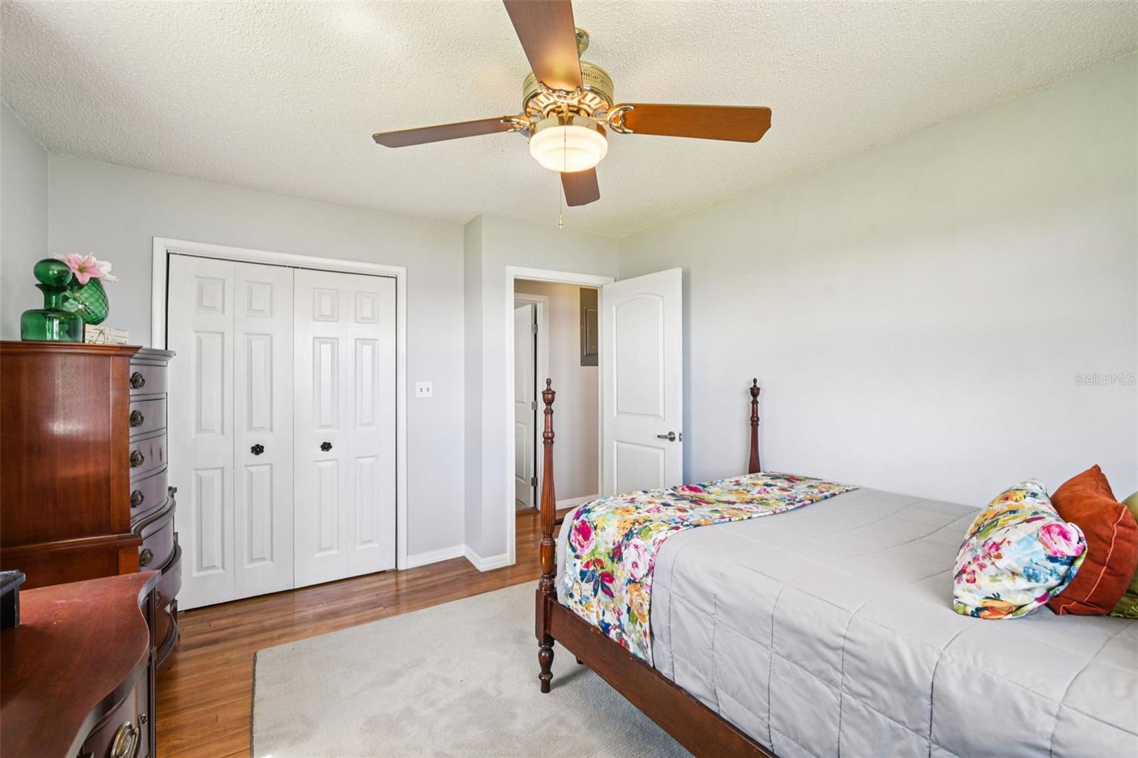 Image 25 of 45 For 214 Paradise Lane