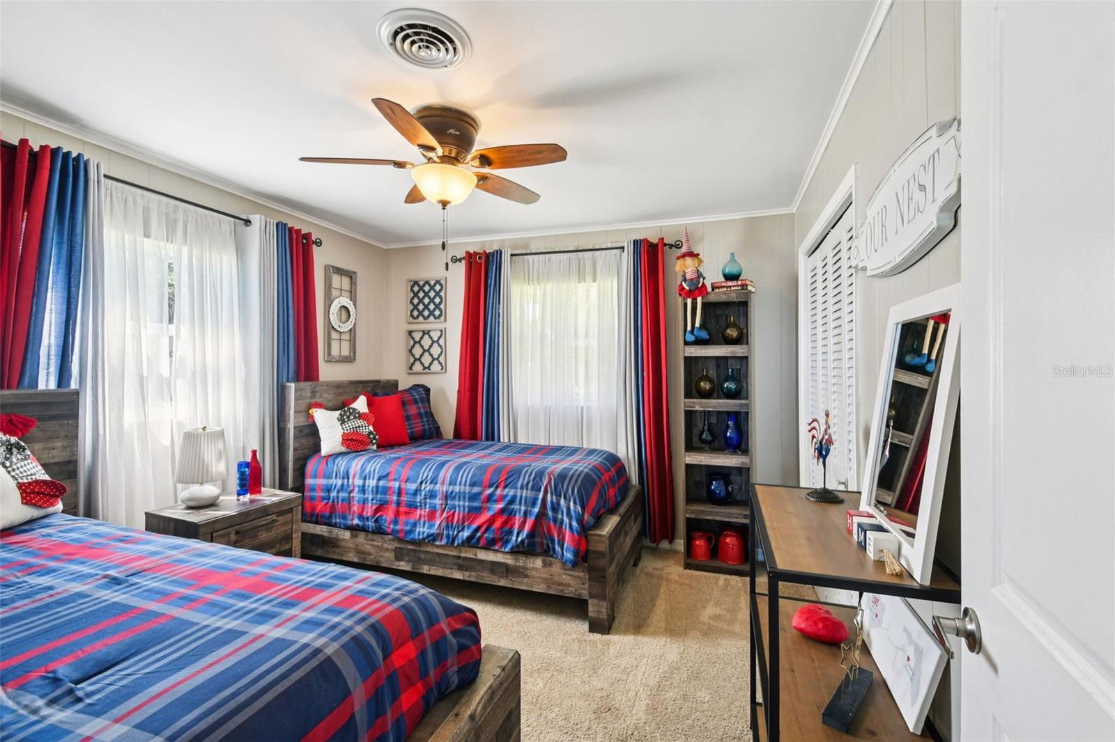 Image 26 of 45 For 214 Paradise Lane