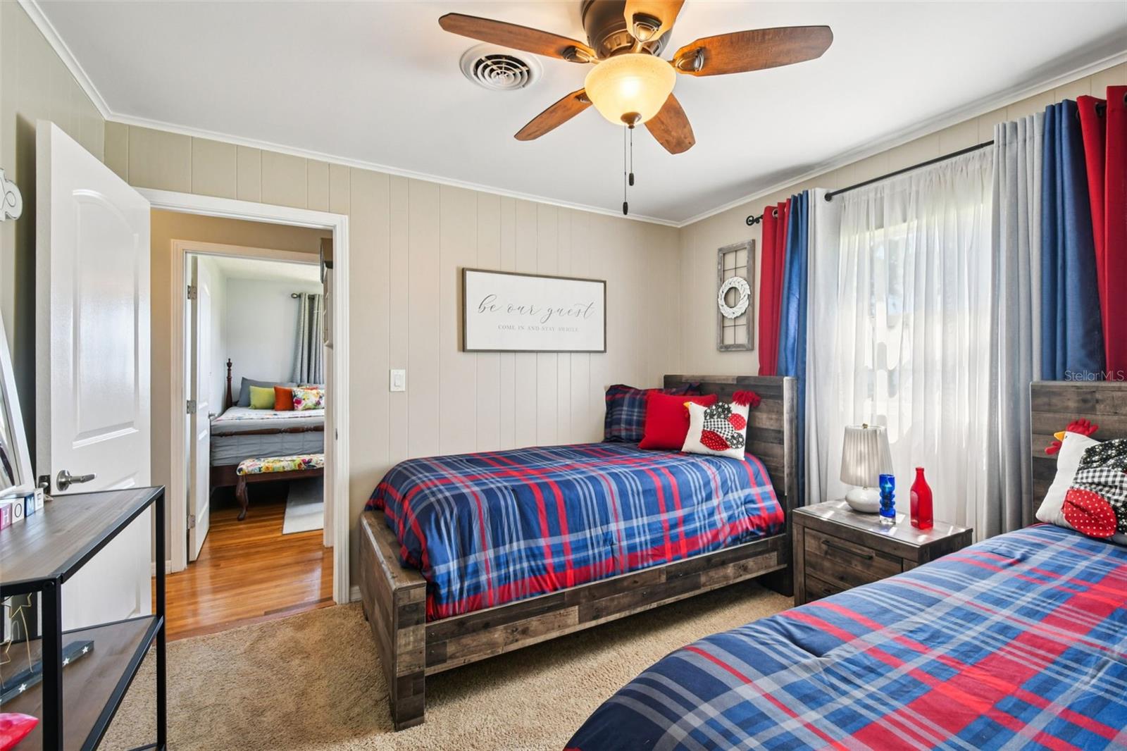 Image 27 of 45 For 214 Paradise Lane