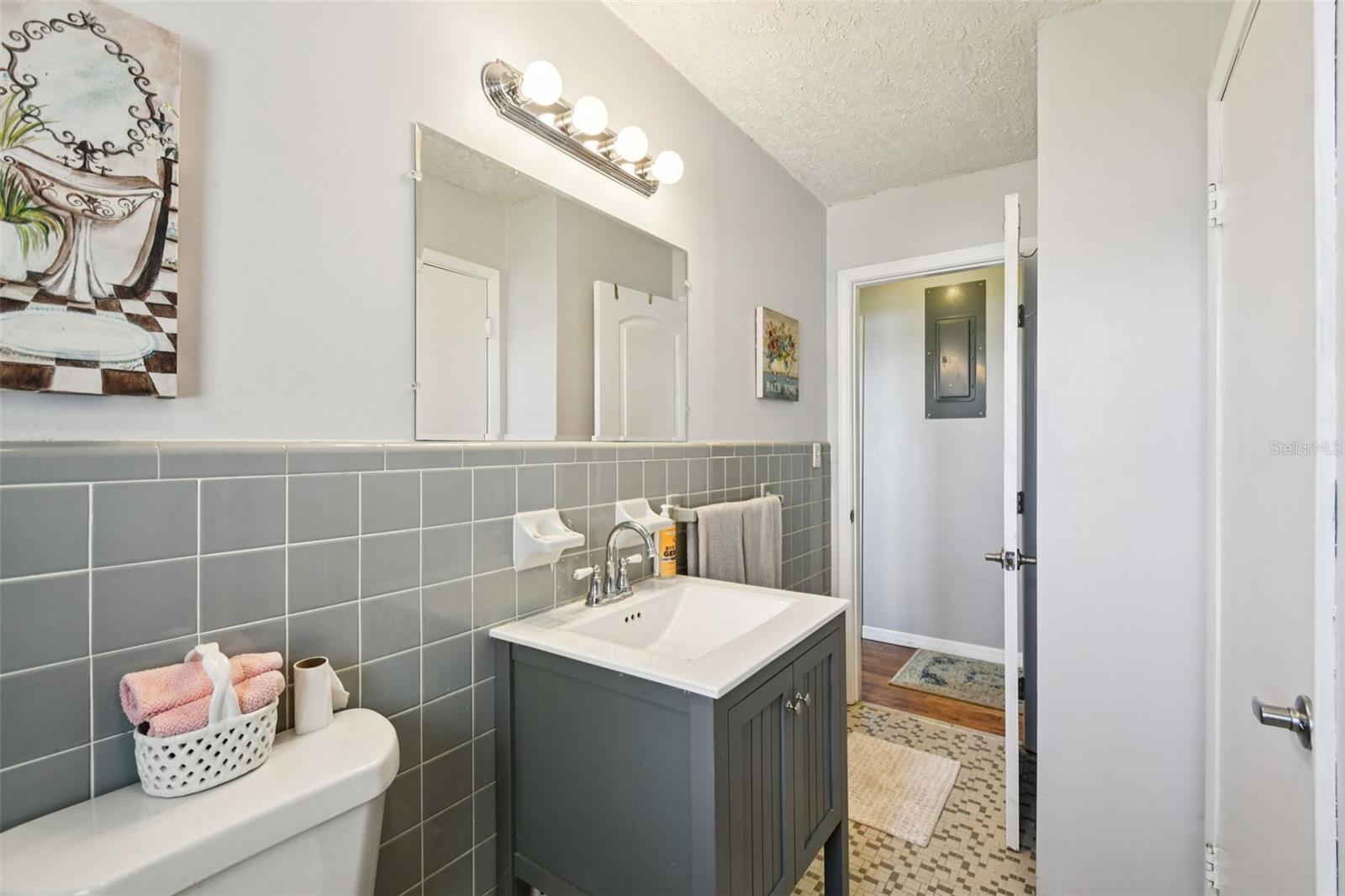 Image 31 of 45 For 214 Paradise Lane