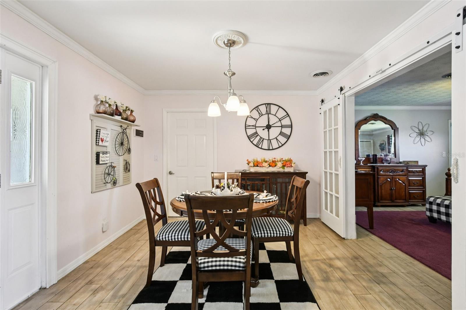 Image 9 of 45 For 214 Paradise Lane