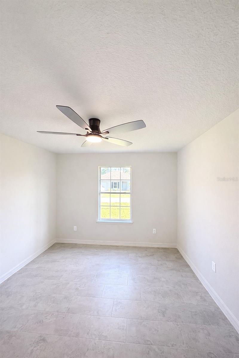 Image 15 of 21 For 31 Russkin Lane