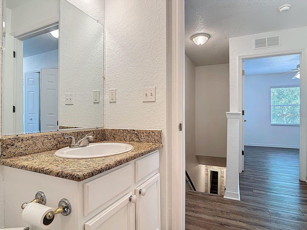 Image 20 of 27 For 4600 Moody Boulevard 12f