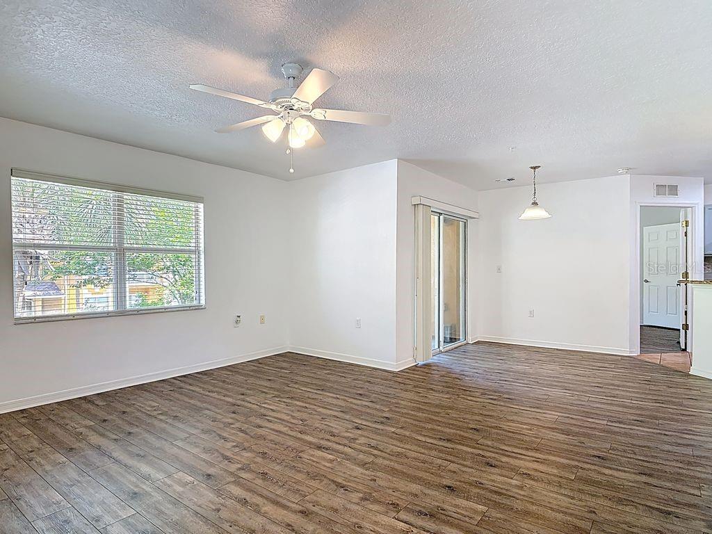 Image 6 of 27 For 4600 Moody Boulevard 12f