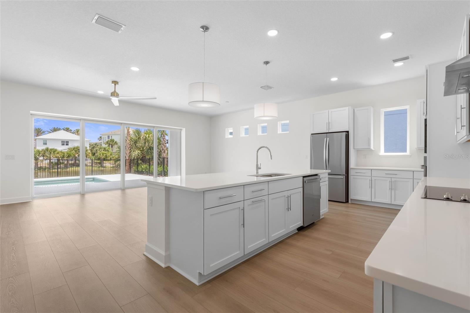 Image 12 of 100 For 24 Cinnamon Beach Way