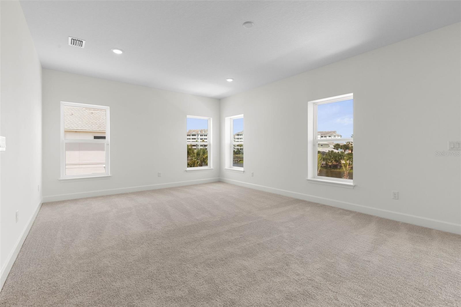 Image 41 of 100 For 24 Cinnamon Beach Way