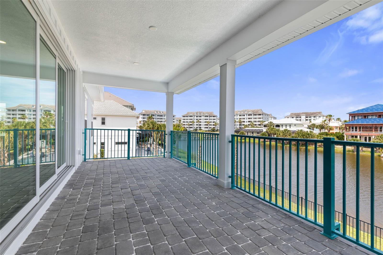 Image 47 of 100 For 24 Cinnamon Beach Way