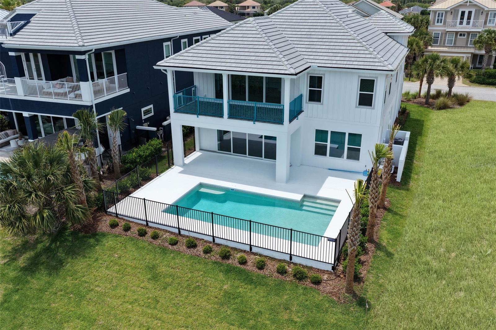 Image 76 of 100 For 24 Cinnamon Beach Way