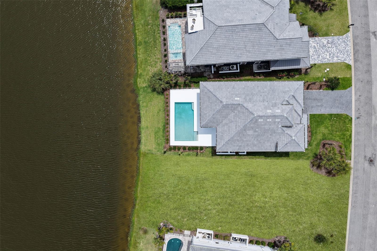 Image 77 of 100 For 24 Cinnamon Beach Way