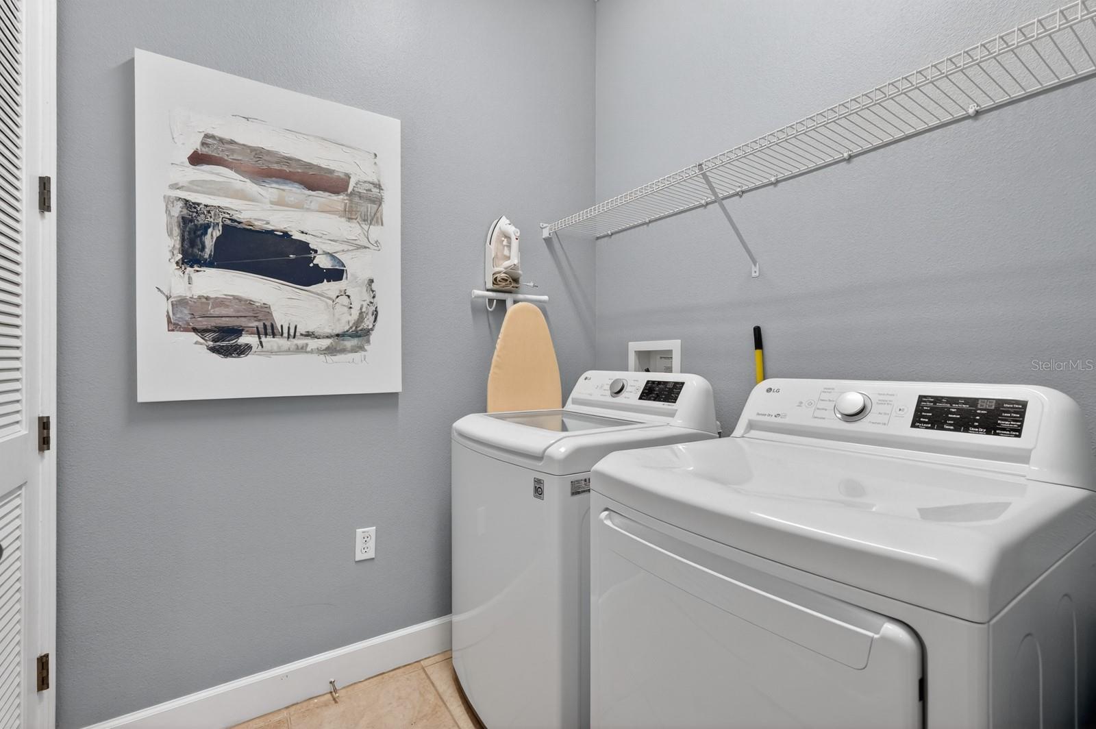 Image 28 of 68 For 35 Ocean Crest Way 1111